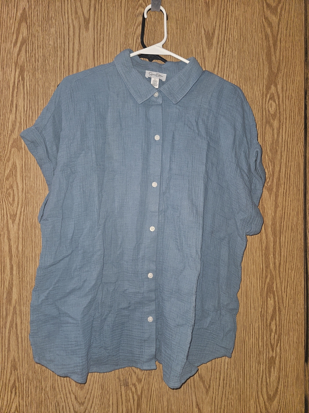Jessica Simpson Linen Blue Short-Sleeve Button-Down Shirt